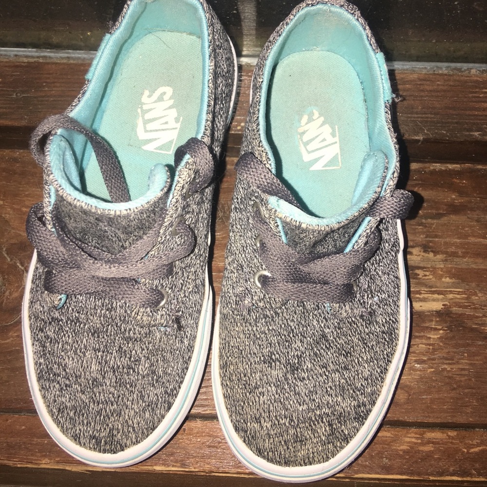 Girls vans authentic